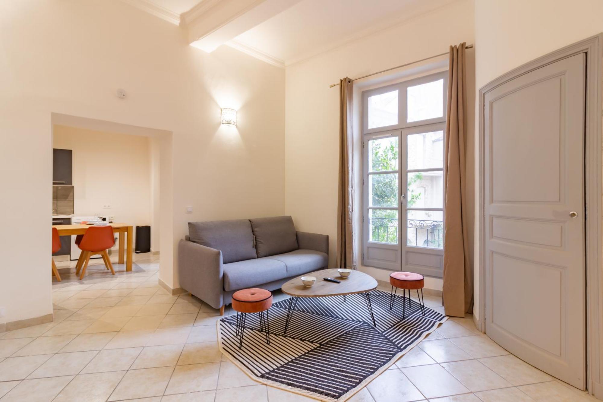 Spacieux Appartement En Plein Coeur De Безьє Екстер'єр фото